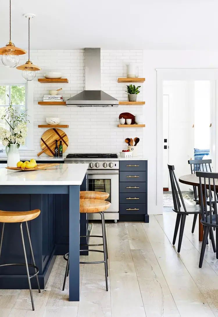 Coastal Cuisine: 10 Inspiring Ideas for Coastal Kitchen Decor